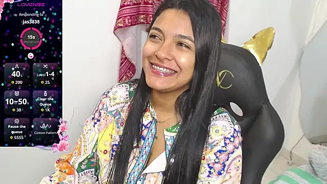 lakshmiraniii online show from January 15, 11:46 am