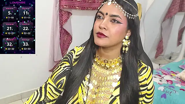 lakshmiraniii online show from November 6, 11:47 am