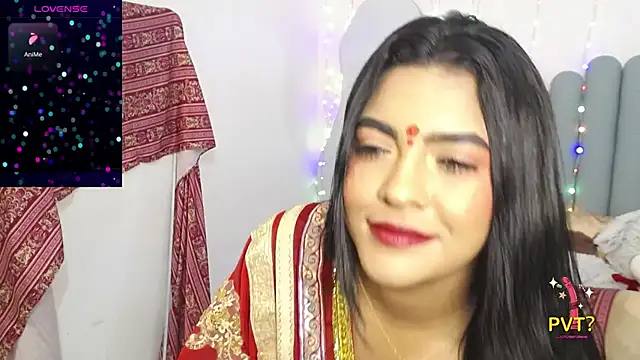 lakshmiraniii online show from March 26, 11:52 am