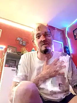 Denislamalice34 online show from April 20, 8:21 pm