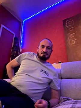 Snapshot of Denislamalice34 chatting on November 19, 9:26 pm Denislamalice34 online show from November 19, 9:26 pm