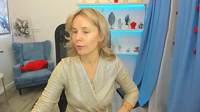 Sinty Devis online show from February 26, 4:34 am