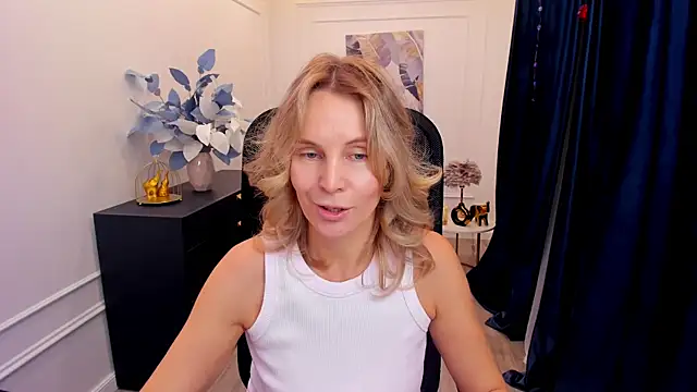 Sinty Devis online show from November 21, 11:20 am