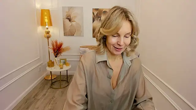 Sinty Devis online show from March 28, 4:24 am