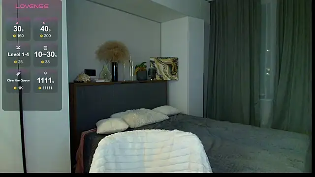 Snapshot of Mad1en chatting on September 21, 5:18 pm Mad1en online show from September 21, 5:18 pm