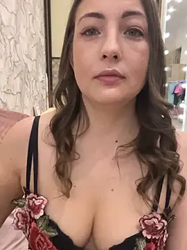 Snapshot of AnnaBri chatting on November 26, 1:49 am AnnaBri online show from November 26, 1:49 am