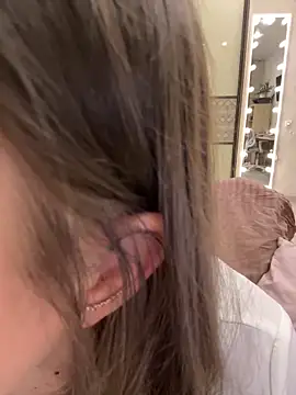 AnnaBri online show from February 10, 1:37 am