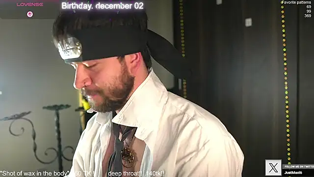 Snapshot of just_maxii chatting on November 15, 10:47 pm just maxii online show from November 15, 10:47 pm