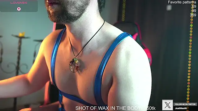 just maxii online show from March 28, 7:37 pm