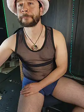 Snapshot of just_maxii chatting on November 27, 11:05 pm just maxii online show from November 27, 11:05 pm