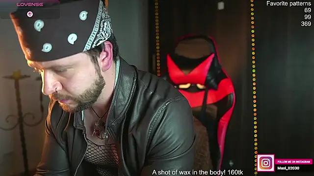 just maxii online show from February 25, 10:53 pm