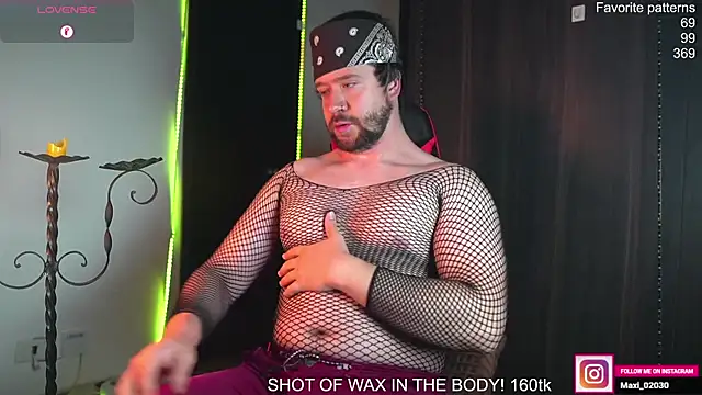 just maxii online show from March 31, 11:40 pm