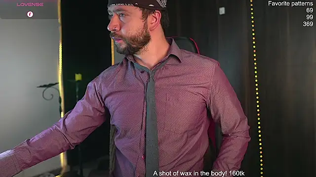 just maxii online show from February 6, 5:53 pm