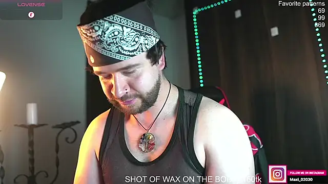 just maxii online show from May 4, 10:23 pm