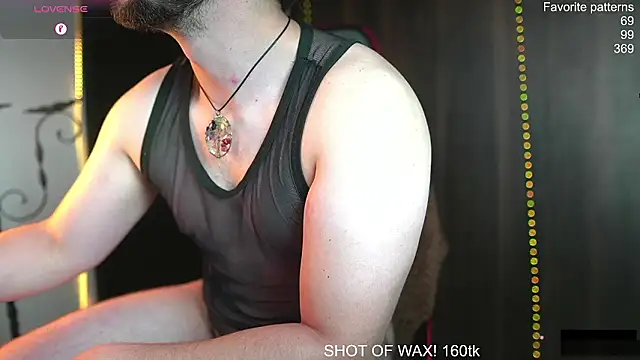 just maxii online show from March 5, 6:15 pm