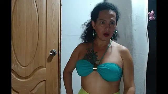 abbycrespa online show from February 25, 4:25 pm
