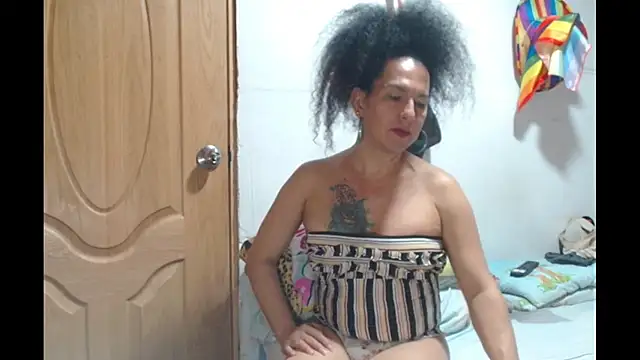 abbycrespa online show from September 20, 3:50 pm
