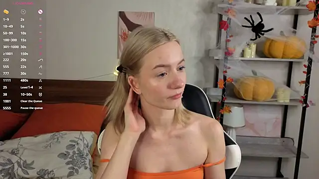 IdaValenti online show from November 9, 11:09 pm