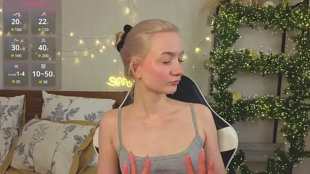 IdaValenti online show from March 14, 11:22 pm