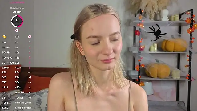 IdaValenti online show from November 8, 11:08 pm