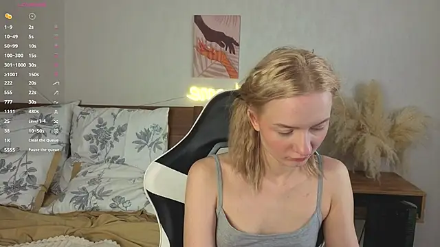 IdaValenti online show from October 25, 11:05 pm