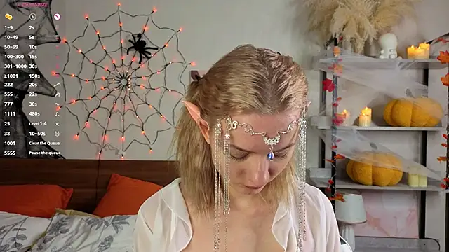 IdaValenti online show from October 31, 11:11 pm