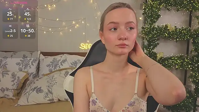 IdaValenti online show from April 17, 11:07 pm