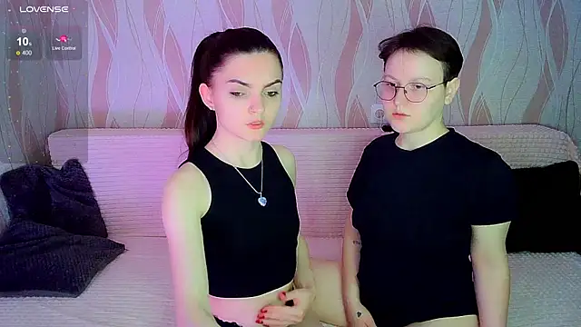  crazy baby  online show from December 5, 8:50 pm