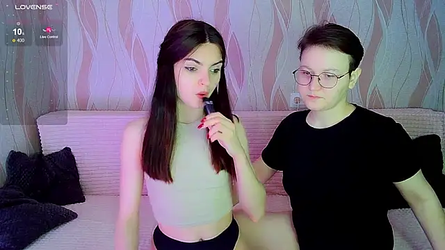 Snapshot of _crazy_baby_ chatting on November 9, 12:58 am crazy baby online show from November 9, 12:58 am