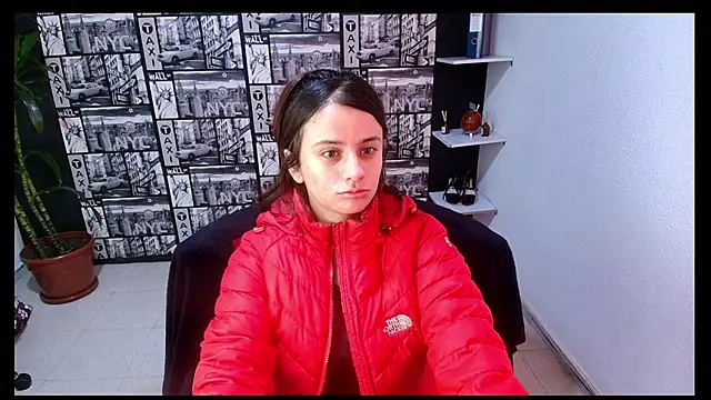 kassandra james online show from February 18, 1:07 pm