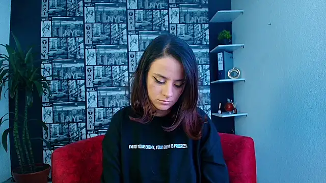 kassandra james online show from April 13, 1:04 pm