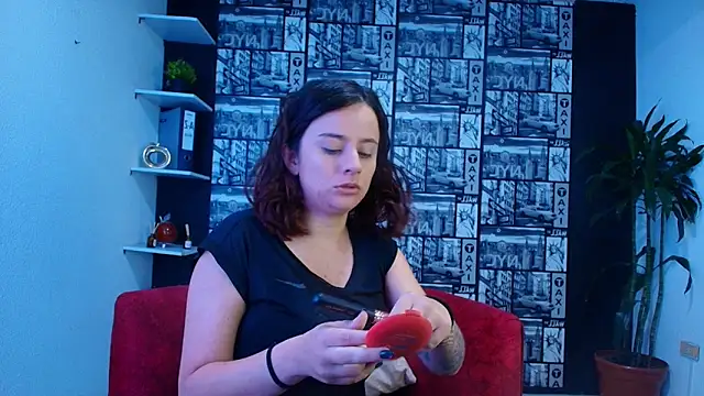 kassandra james online show from March 31, 1:57 pm