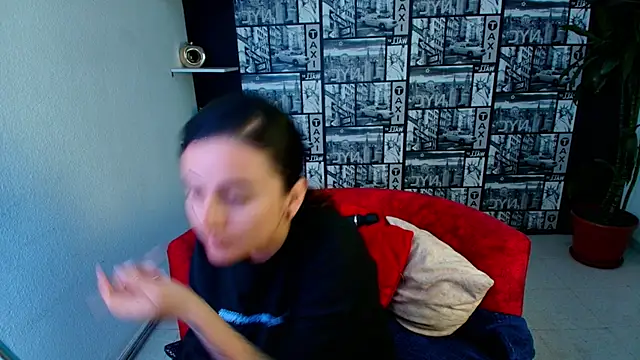 Snapshot of kassandra_james chatting on July 17, 1:08 pm kassandra james online show from July 17, 1:08 pm