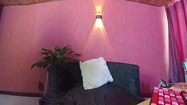 kassandra james online show from May 30, 2:23 pm