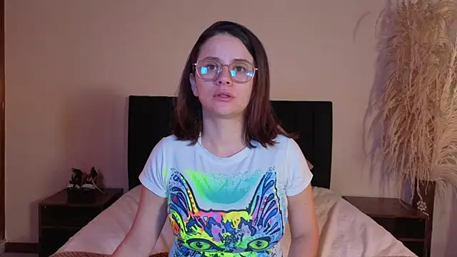 kassandra james online show from March 3, 12:56 pm