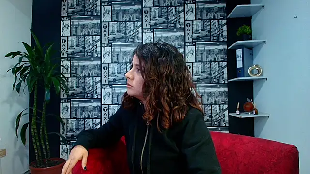 kassandra james online show from April 17, 3:15 pm