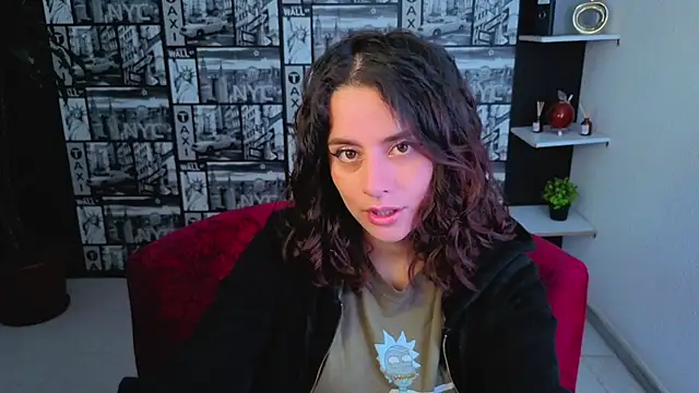 Snapshot of kassandra_james chatting on June 16, 1:55 pm kassandra james online show from June 16, 1:55 pm
