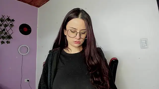 kassandra james online show from January 24, 3:24 pm