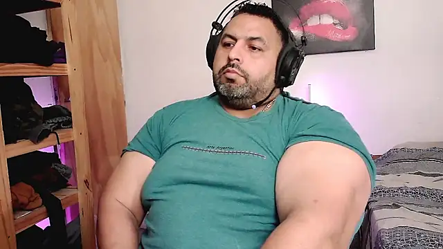 Snapshot of rodrix54 chatting on November 30, 10:32 pm rodrix54 online show from November 30, 10:32 pm