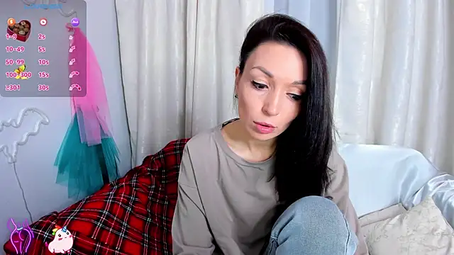 jessica tiny online show from November 3, 1:44 am