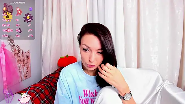 jessica tiny online show from October 19, 12:13 am