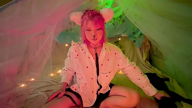 Akemilun online show from October 30, 5:50 am