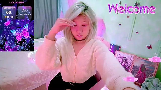 Akemilun online show from March 14, 7:09 pm