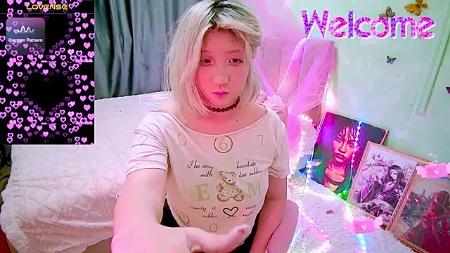 Akemilun online show from March 27, 5:14 pm