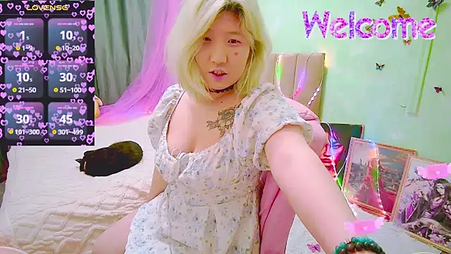 Akemilun online show from April 24, 7:16 pm