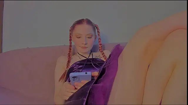 Lizzyjordanxo online show from April 27, 3:21 pm