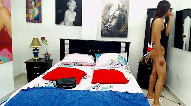 VeronicaReynolds online show from February 12, 3:05 pm