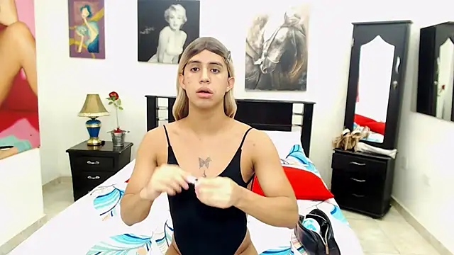 VeronicaReynolds online show from February 20, 12:04 pm