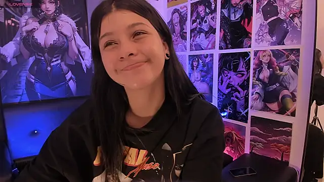 LanaKyutt online show from December 18, 2:10 pm