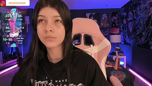 Snapshot of LanaKyutt chatting on December 14, 12:11 pm LanaKyutt online show from December 14, 12:11 pm